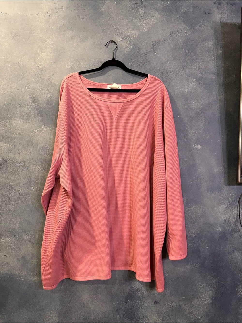 Relaxed Waffle Knit Long-Sleeve Top in Dusty Pink
